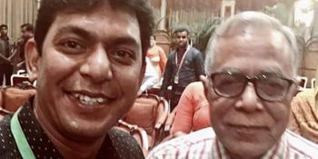 রাষ্ট্রপতির সঙ্গে চঞ্চলের সেলফি