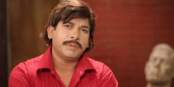 অন্য রূপে মোশাররফ করিম