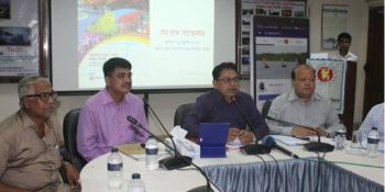 বরিশালে দেশের প্রথম ‘ফুল সরণি’ - জেলা প্রশাসক।।